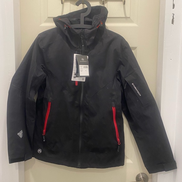 NWT Stormtech waterproof jacket. - Picture 1 of 10